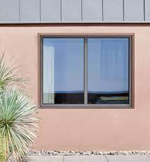 Pose de la nouvelle fenêtre à frappe en aluminium de la marque K-Line par votre expert rénovateur Delmas menuiseries Bessières près de Toulouse